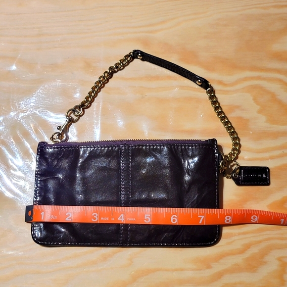 Coach wristlet - Picture 4 of 5